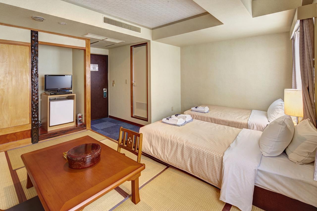 Okinawa Sun Plaza Hotel Naha Exterior photo